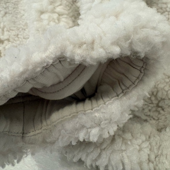 Lululemon Athletica Drawstring Waist Sherpa Jacket - Picture 13 of 16